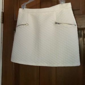 Juniors white miniskirt size M
